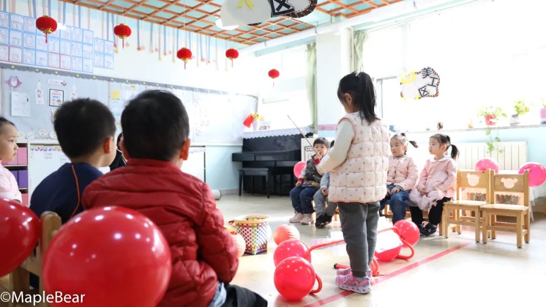 三个故事告诉你，孩子和老师究竟喜欢什么样的班级？| 小熊学院