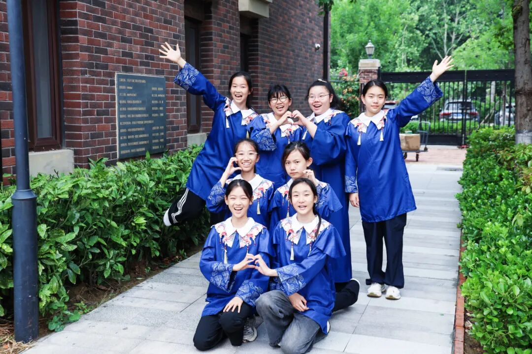 六年，让我们生命舒展成诗